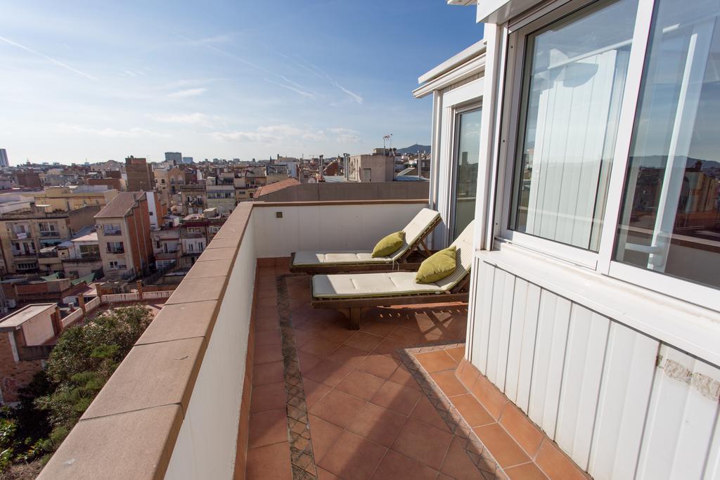 Gaudi Views Apartment Barcelona Exterior foto